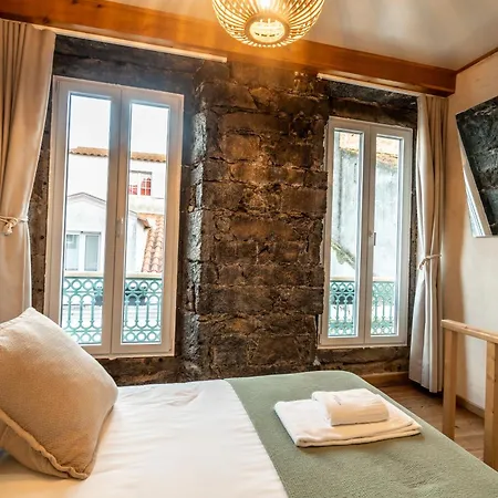 Apartment Knock Knock I